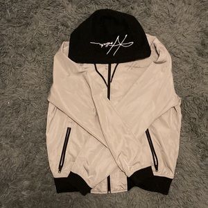 Men's Lightweight Logo Windbreaker